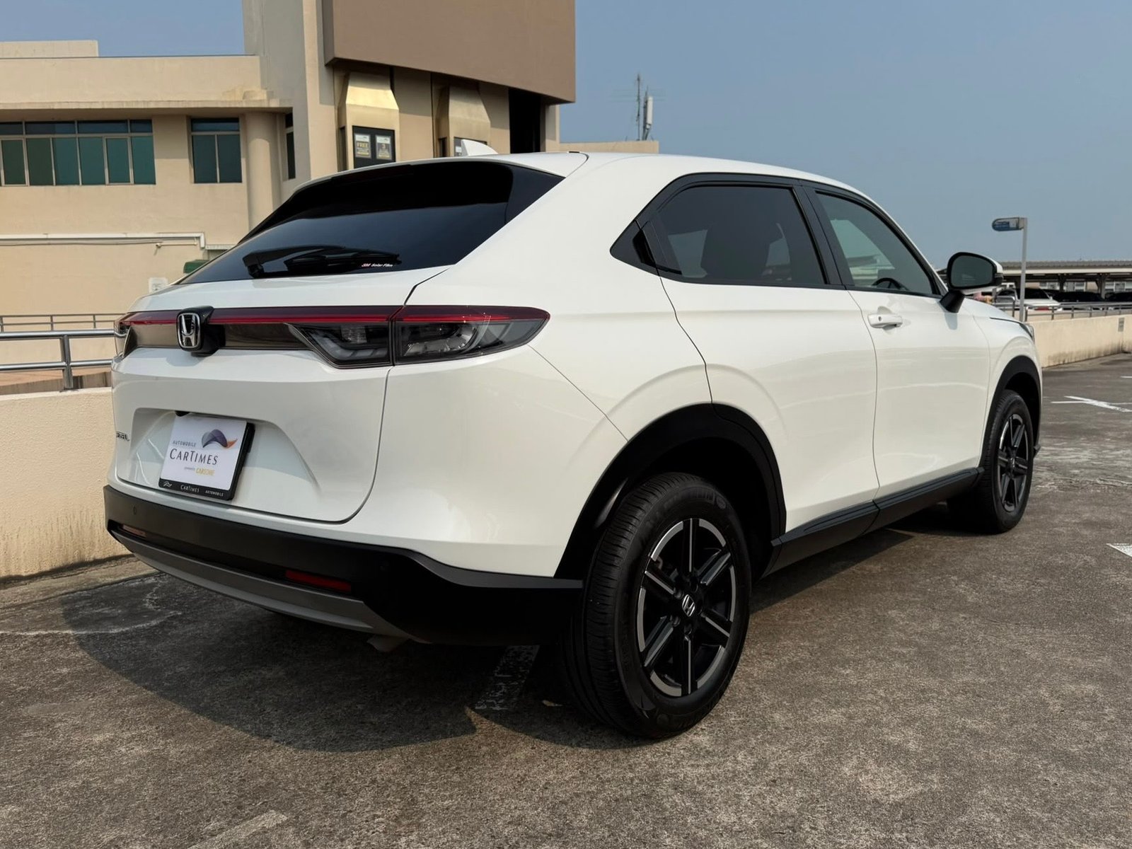 Honda Vezel 1.5 G photo 2